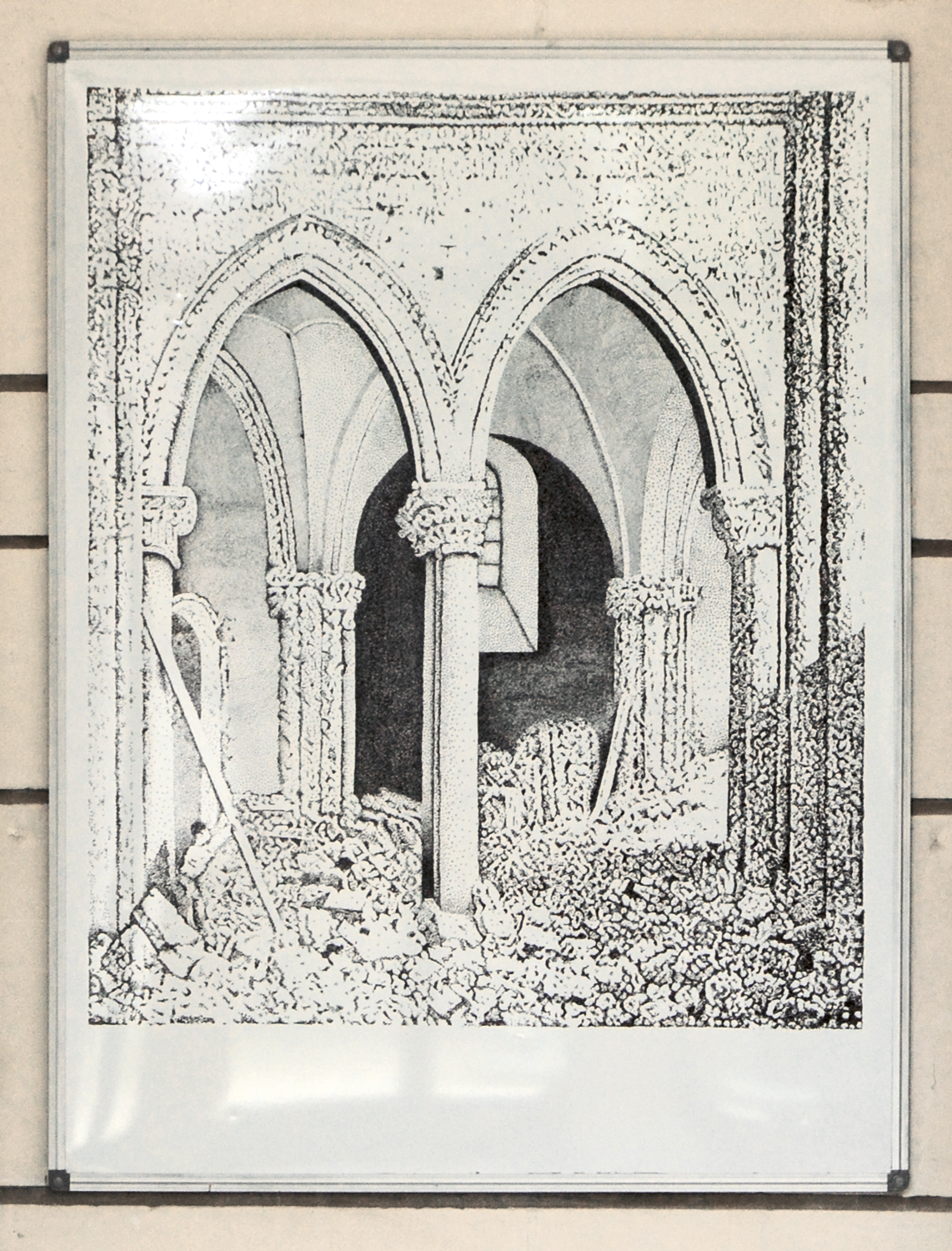 Démolition de Notre Dame de Corbeil